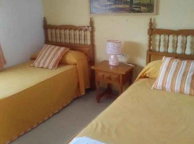 Carmen Molina Edificio Esmeralda Кальпе