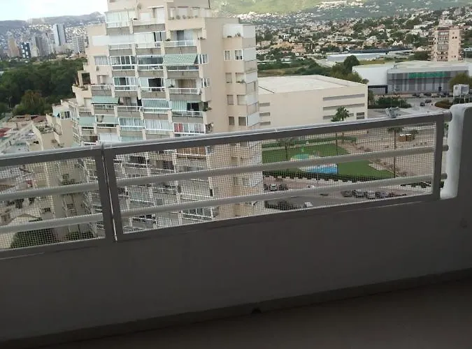 Carmen Molina Edificio Esmeralda * Кальпе